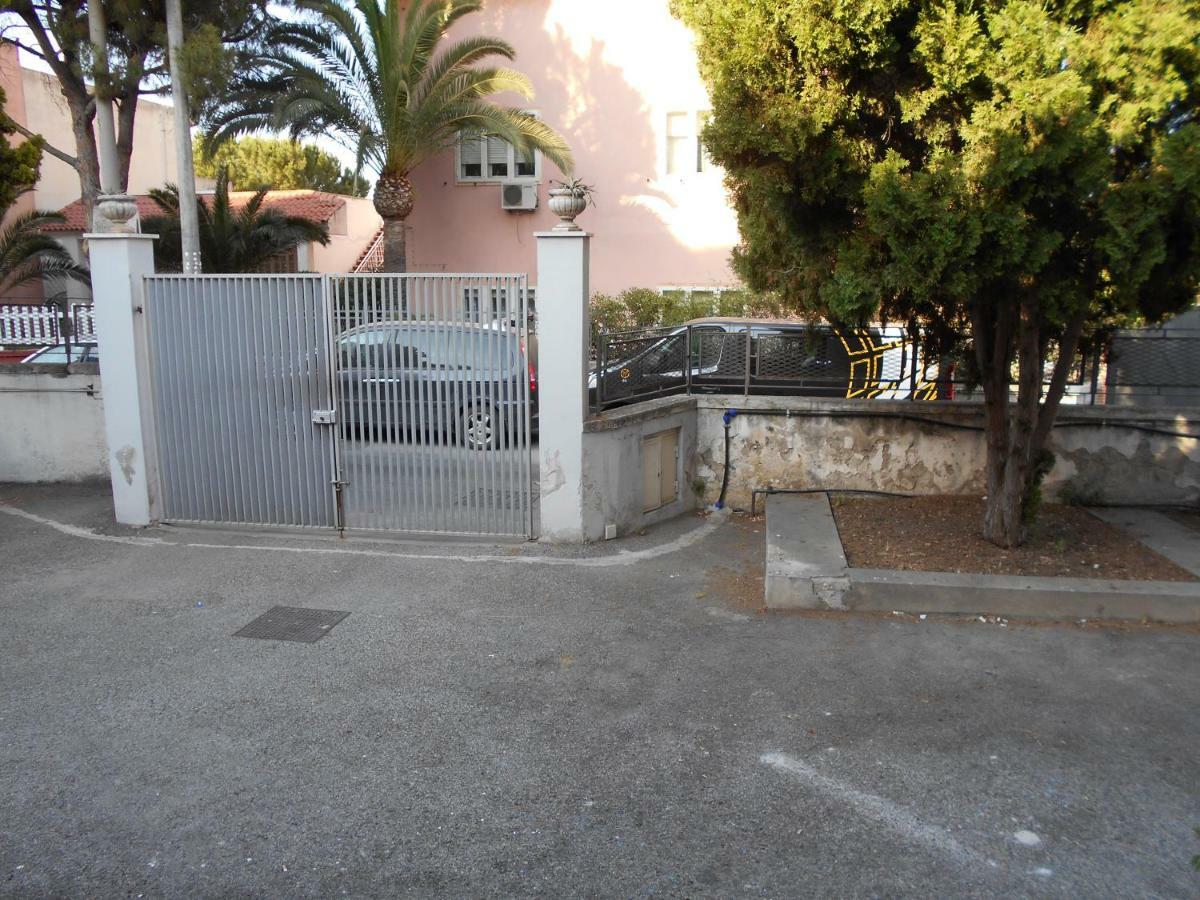 הוילה סירקוזה Casa Bianca מראה חיצוני תמונה