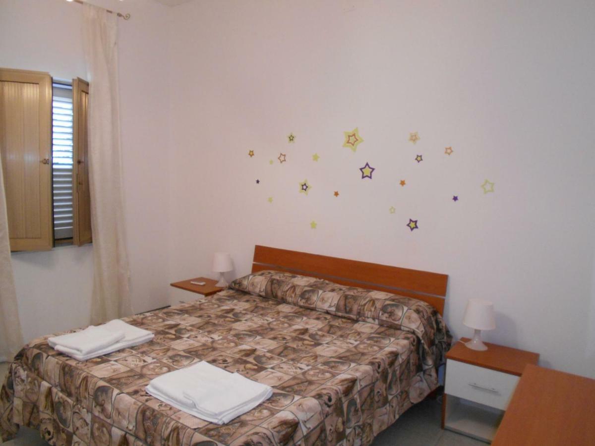 הוילה סירקוזה Casa Bianca מראה חיצוני תמונה