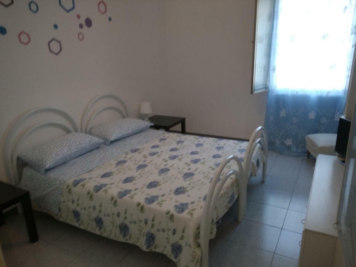 הוילה סירקוזה Casa Bianca מראה חיצוני תמונה